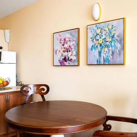 Апартаменты превъзходен къщата на мечтите-златни пясъци на първа линия