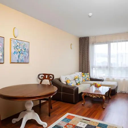 превъзходен къщата на мечтите-златни пясъци на първа линия Апартамент