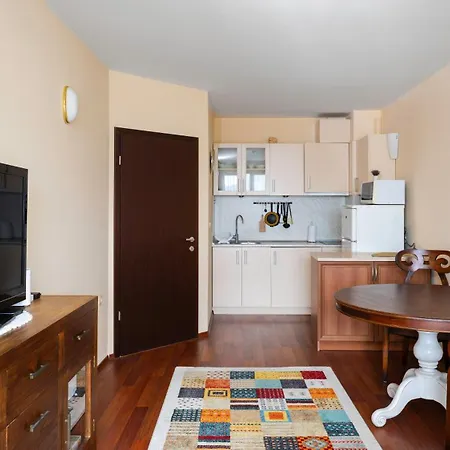 превъзходен къщата на мечтите-златни пясъци на първа линия Апартамент *