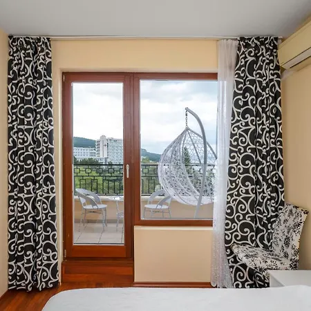 превъзходен къщата на мечтите-златни пясъци на първа линия Апартамент *